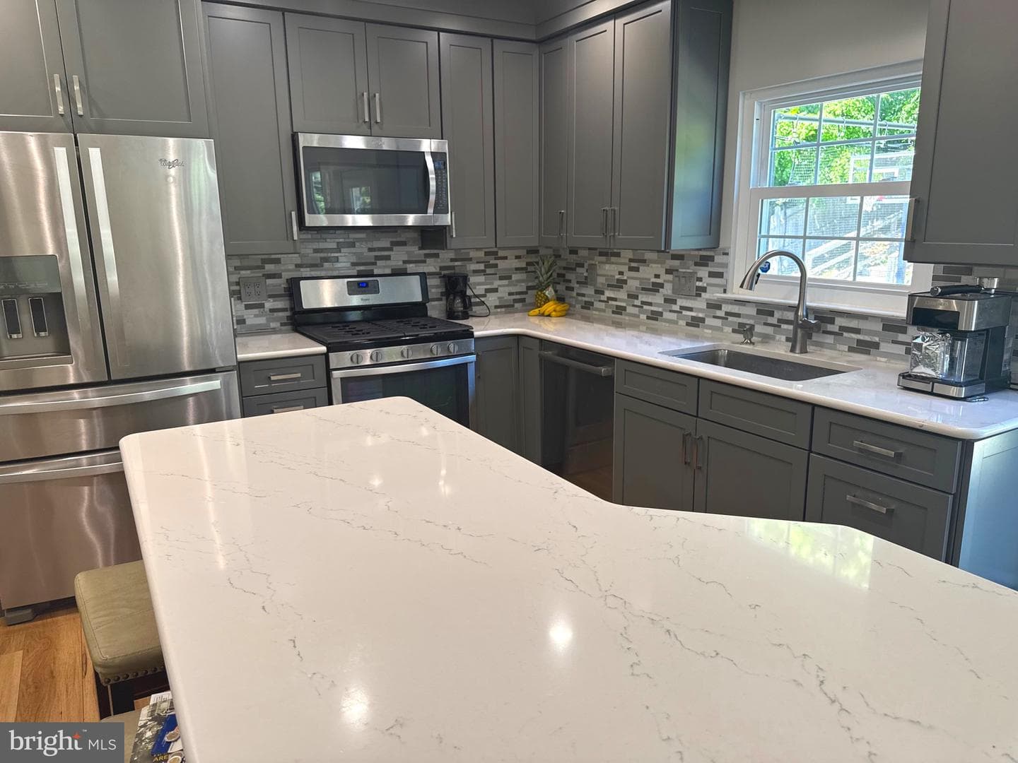 5796 Birch White photo 14