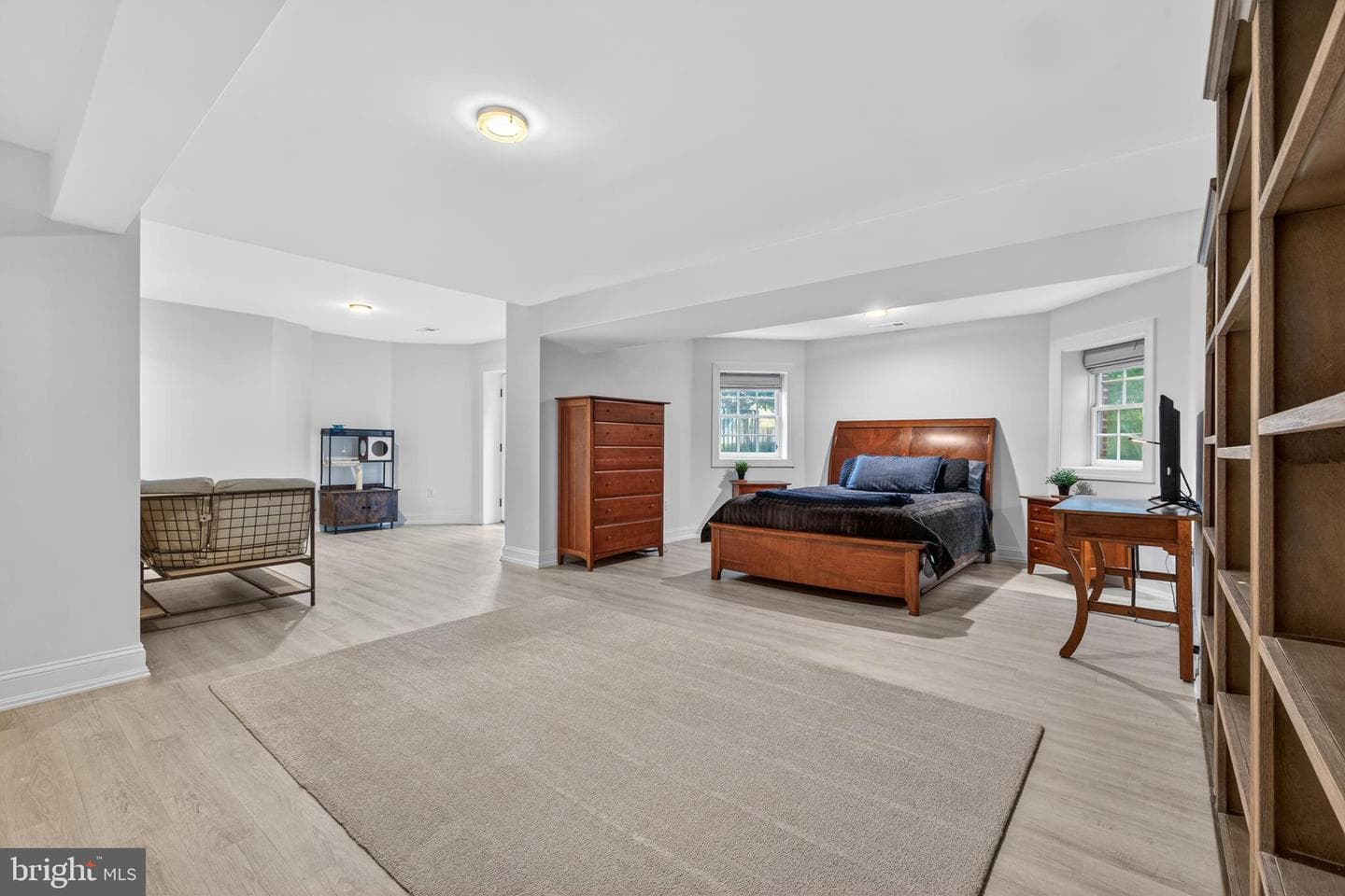 8020 Amsterdam Court photo 53