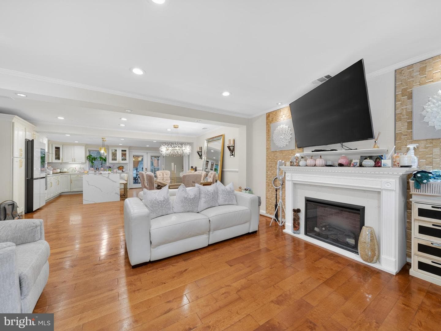 13427 Delaney Road photo 10