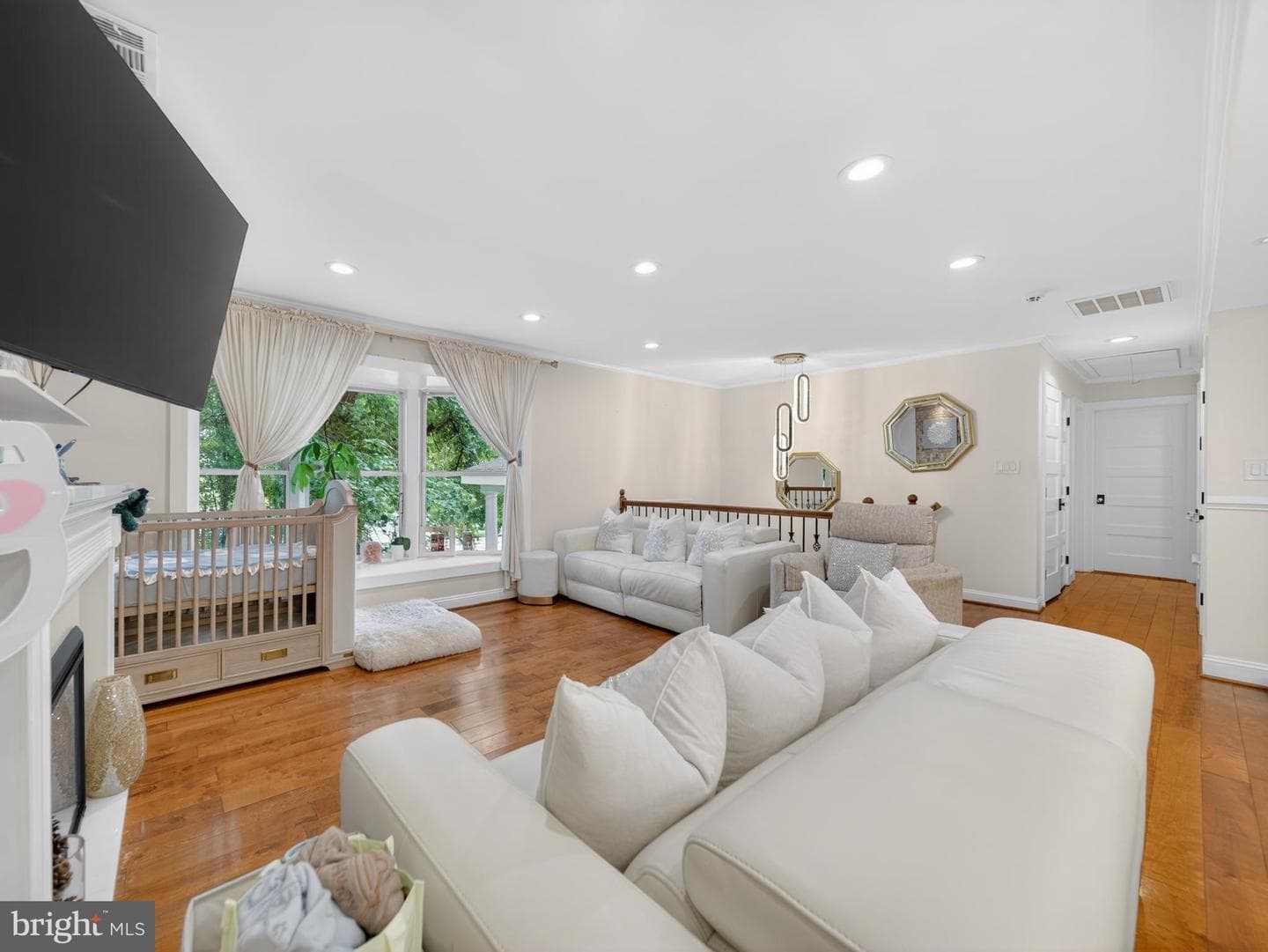 13427 Delaney Road photo 9