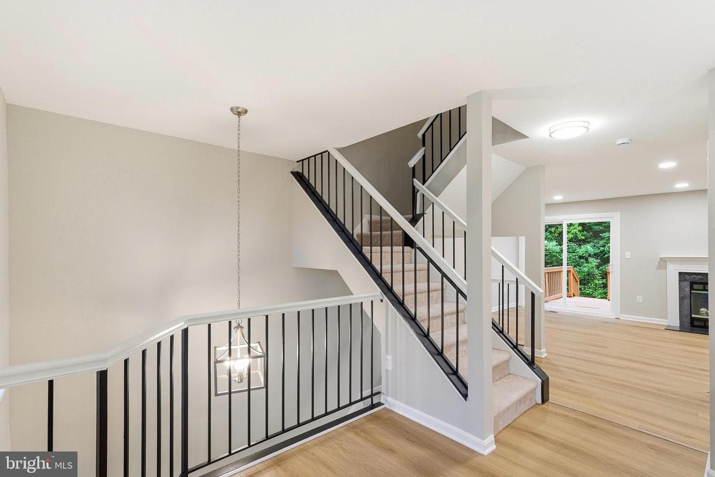 15646 Montview Drive photo 24