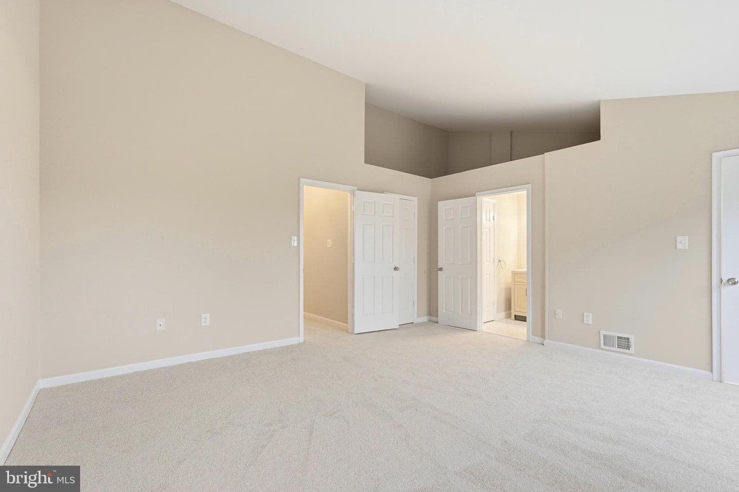 15646 Montview Drive photo 25