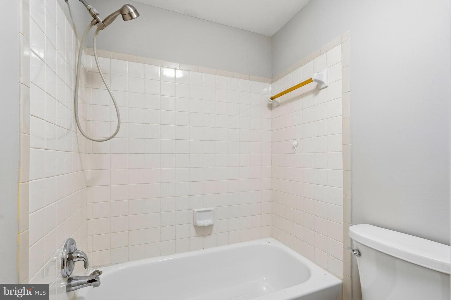 15646 Montview Drive photo 34