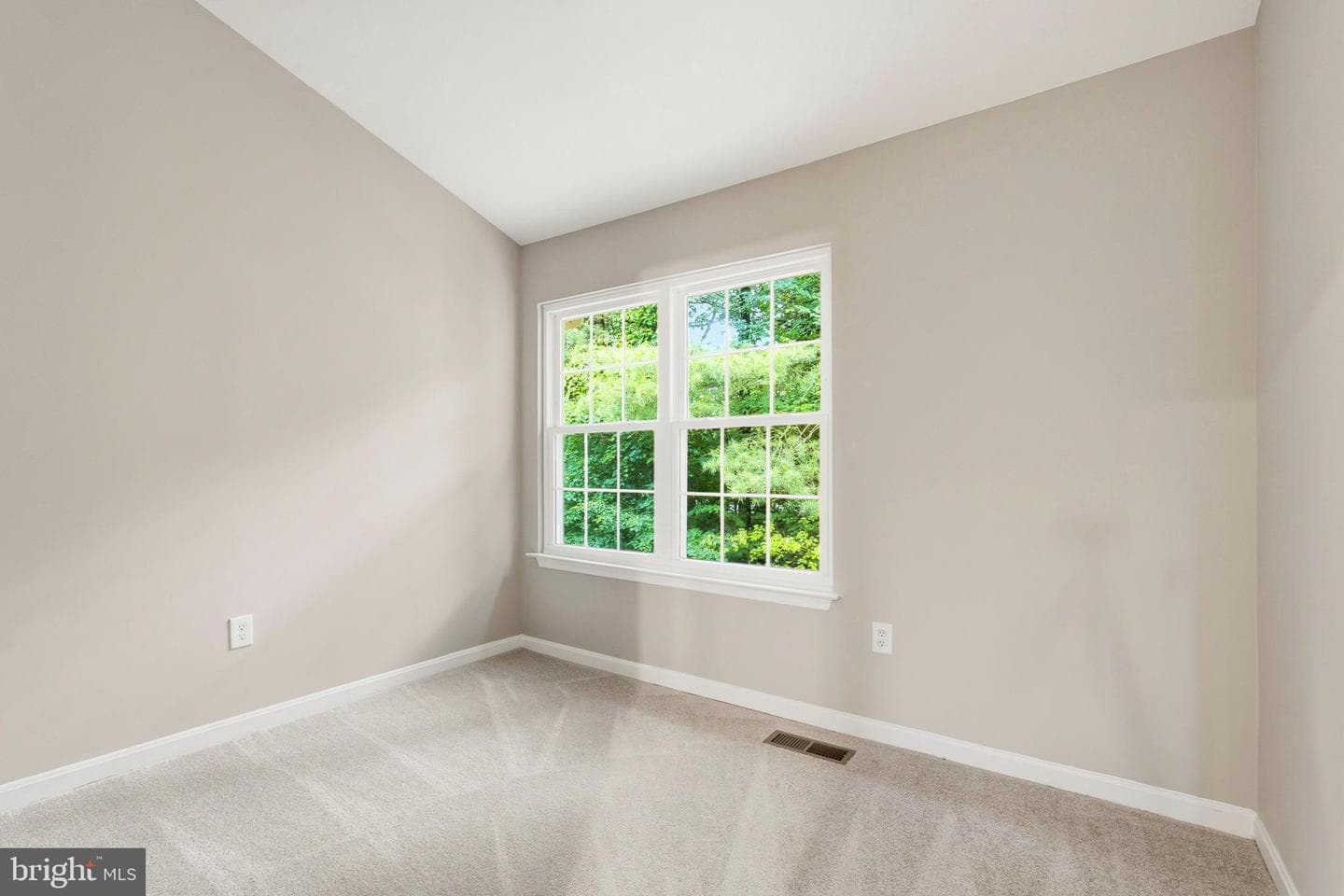 15646 Montview Drive photo 39