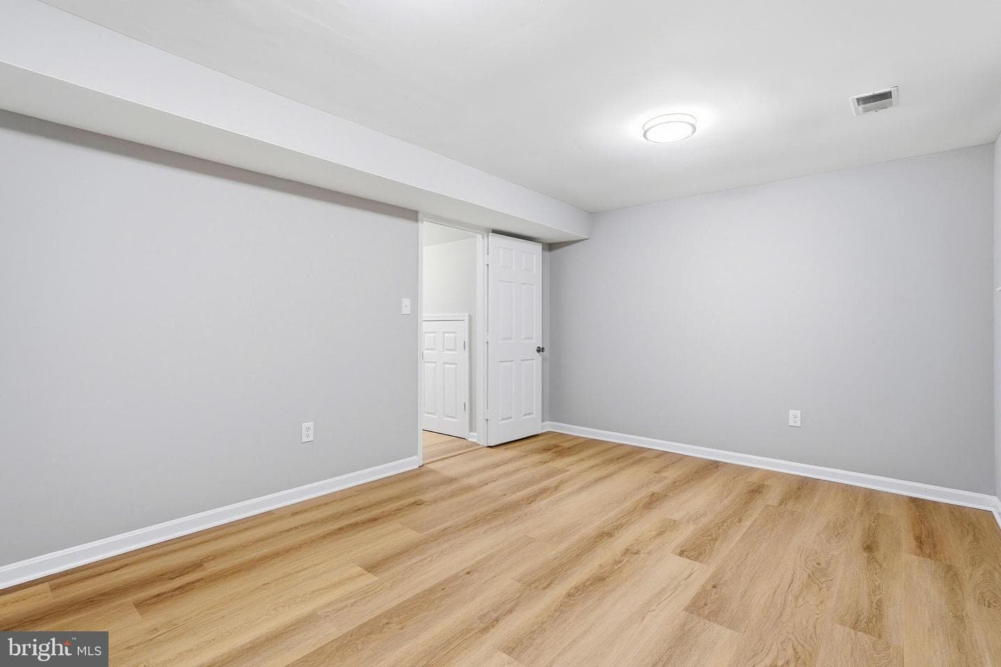 15646 Montview Drive photo 40