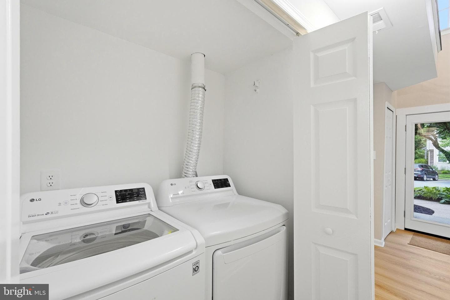 15646 Montview Drive photo 43