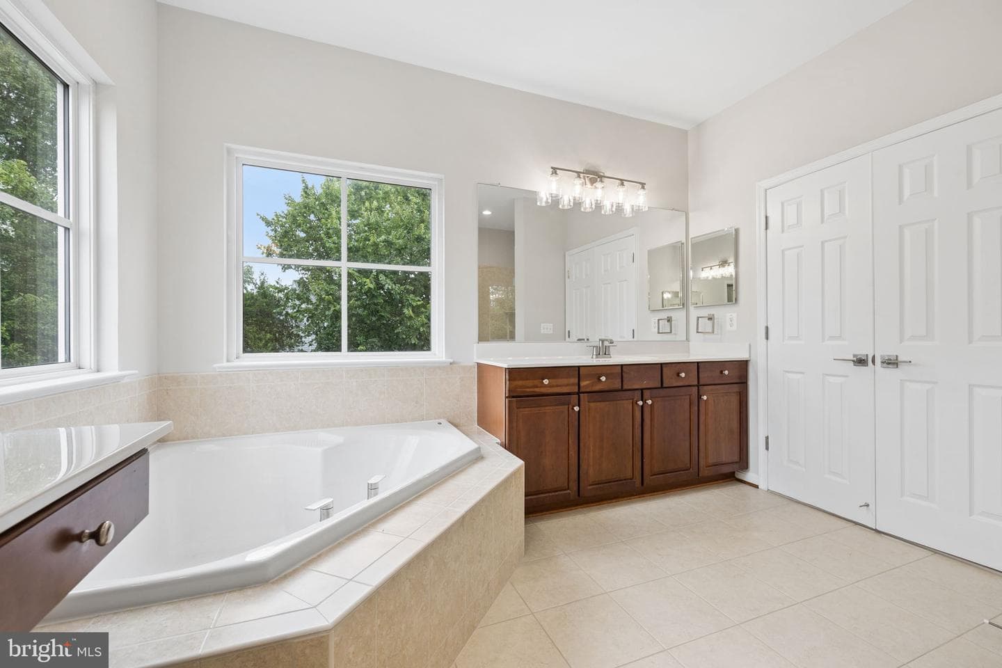 10579 Andrew Humphreys Court photo 34