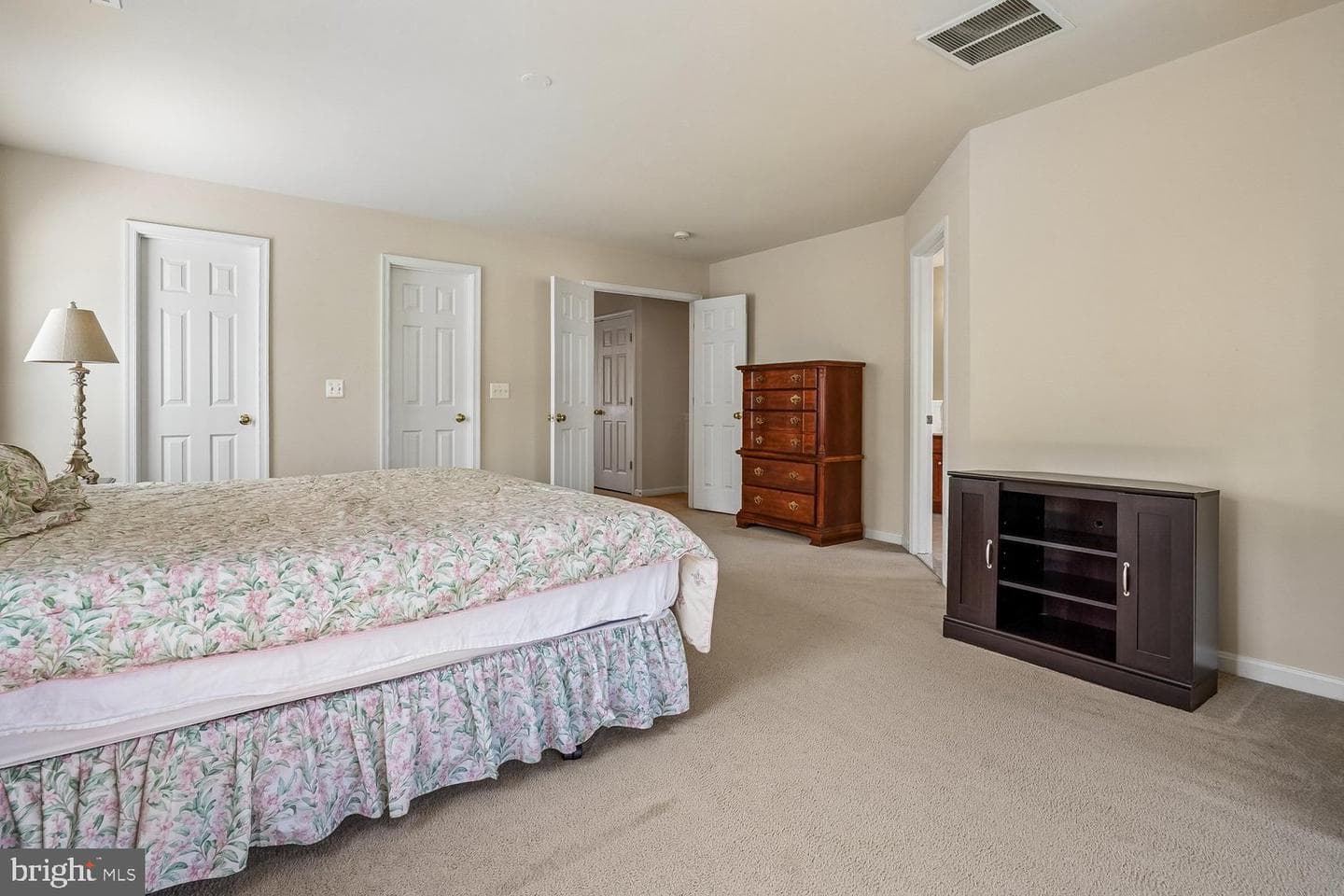 2160 Armitage Court photo 26