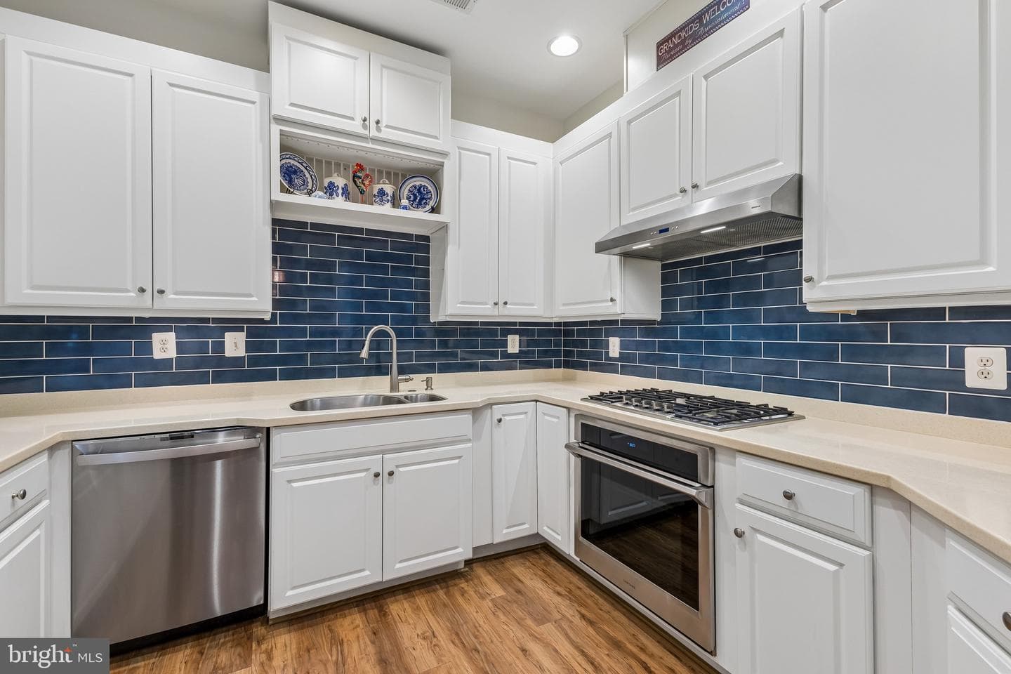 830 Belmont Bay Drive #406 photo 3