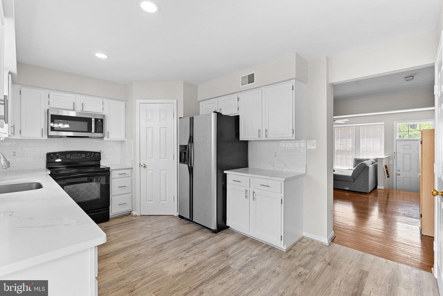 8307 Ewing Pl photo 15