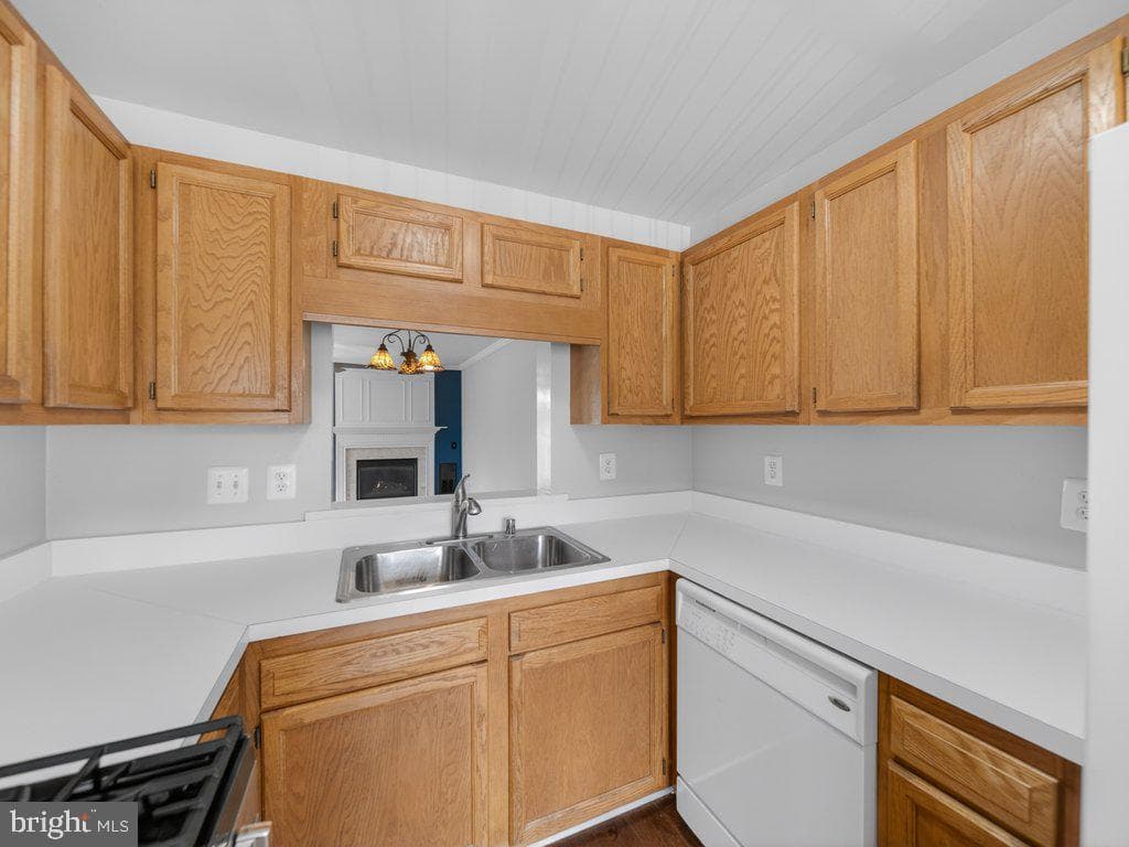 11726 Tolson Place #11726 photo 9