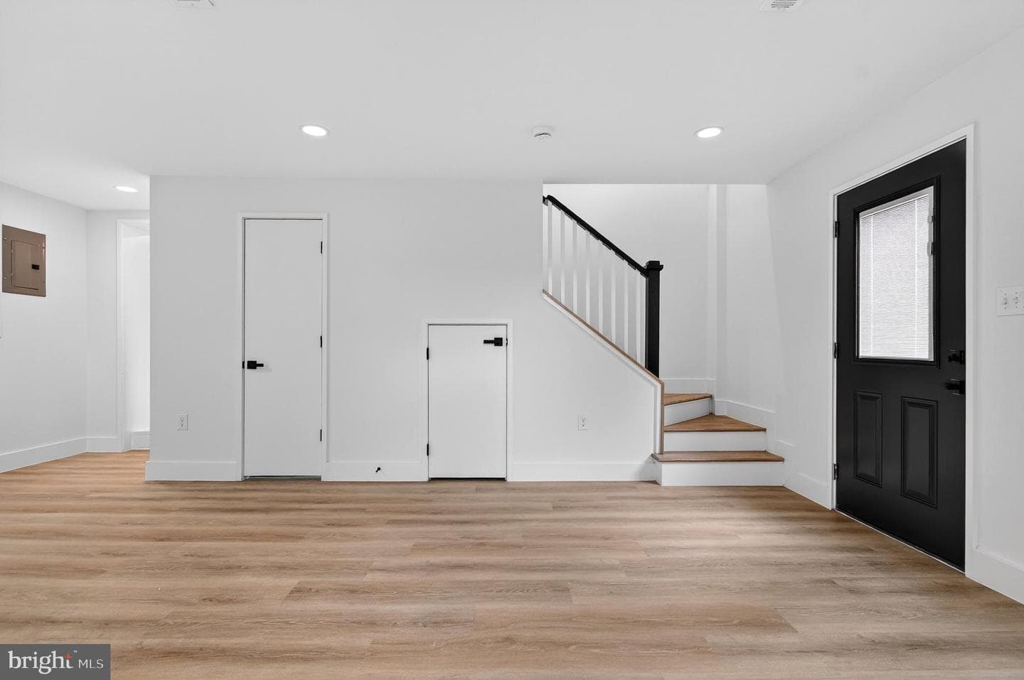 14404 Birchdale Avenue photo 32