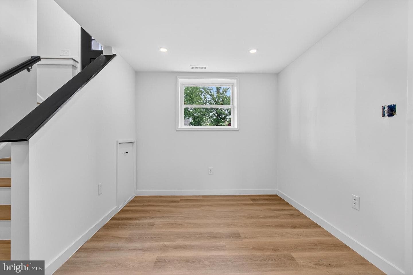 14404 Birchdale Avenue photo 8