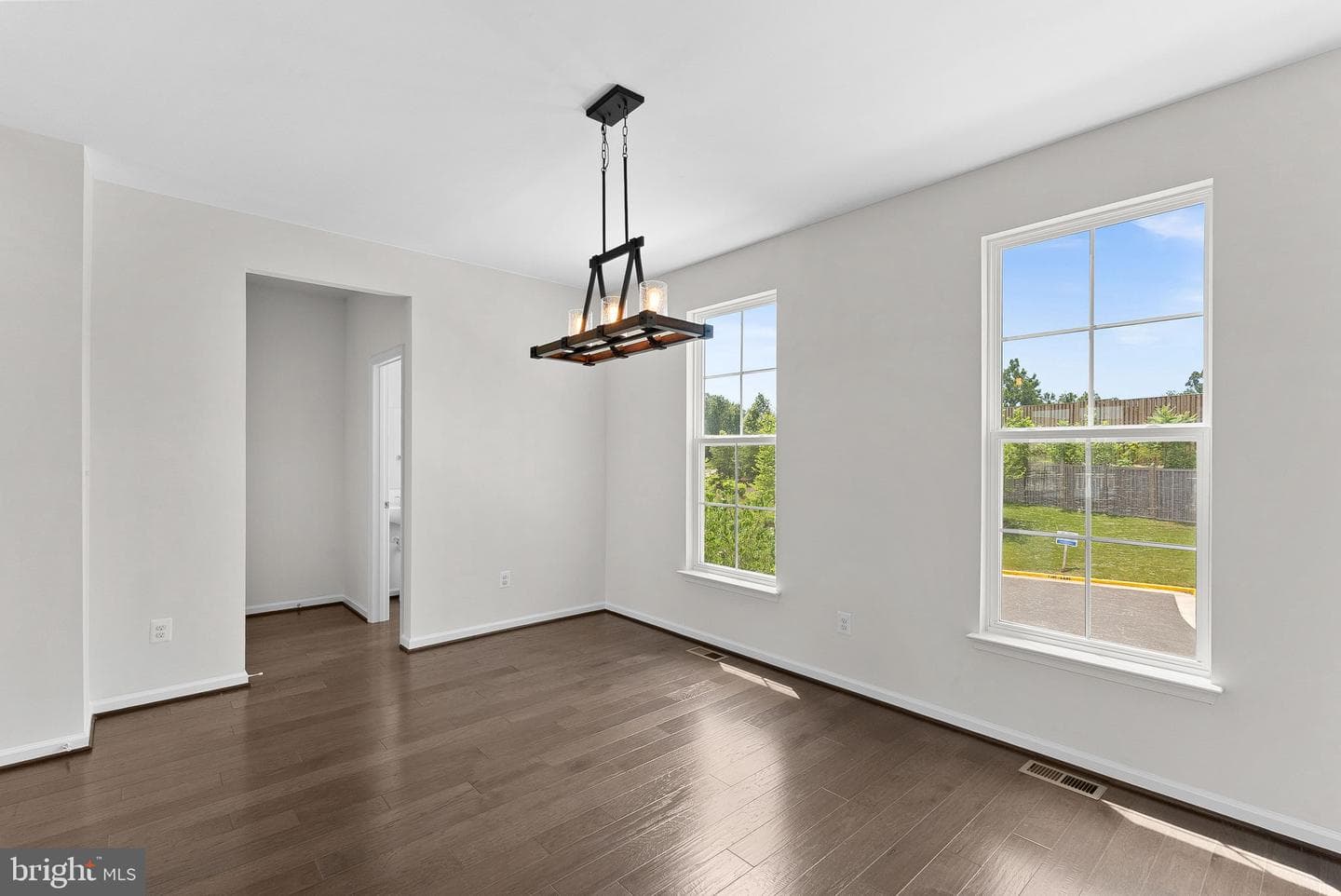 8192 Broad Place photo 10