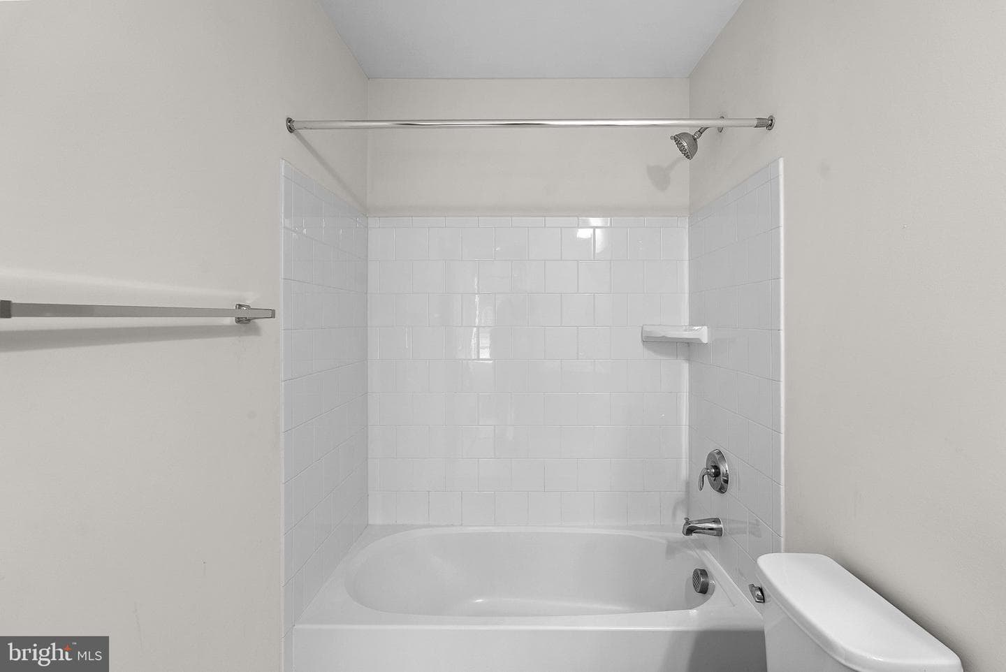 8192 Broad Place photo 29