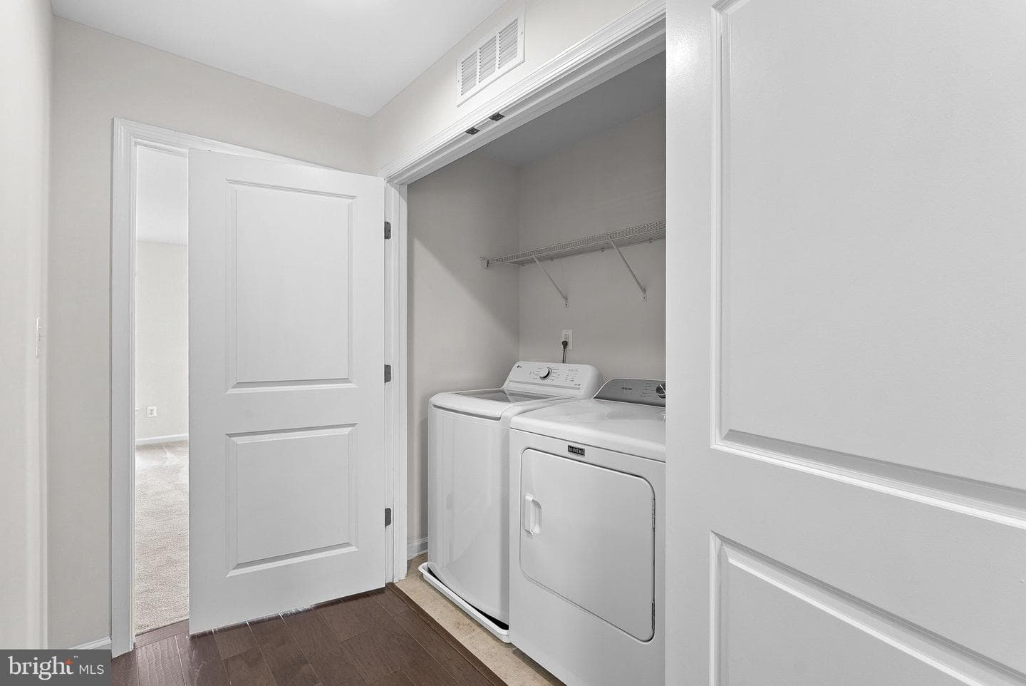 8192 Broad Place photo 33