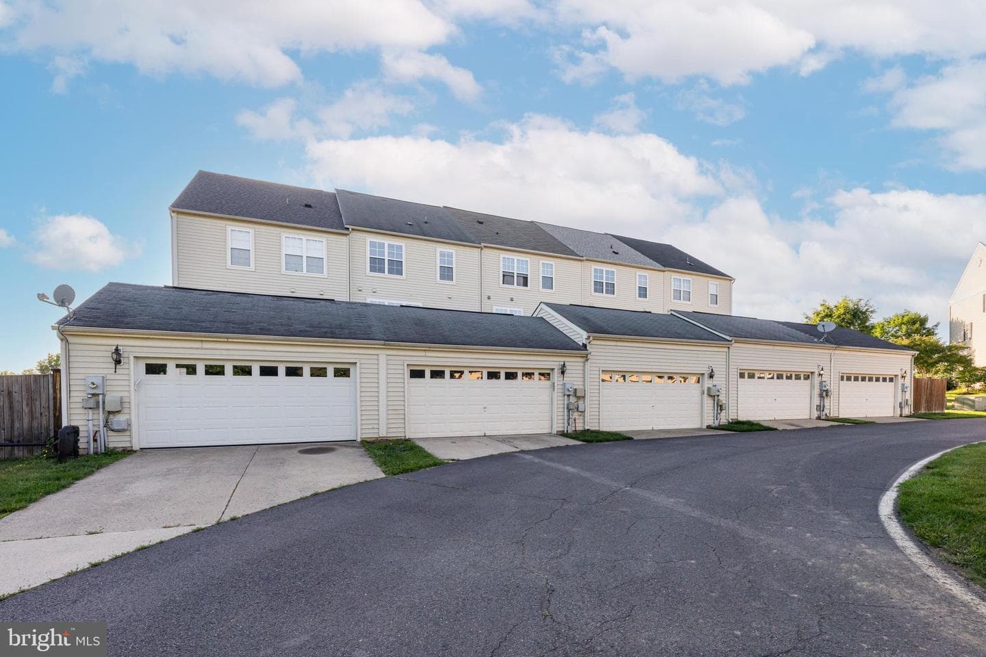 9231 Ribbon Falls Loop photo 31
