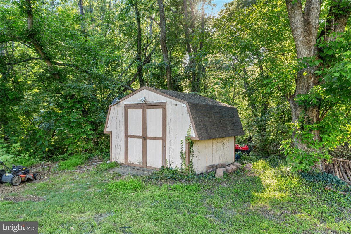 8201 Morningside Drive photo 48