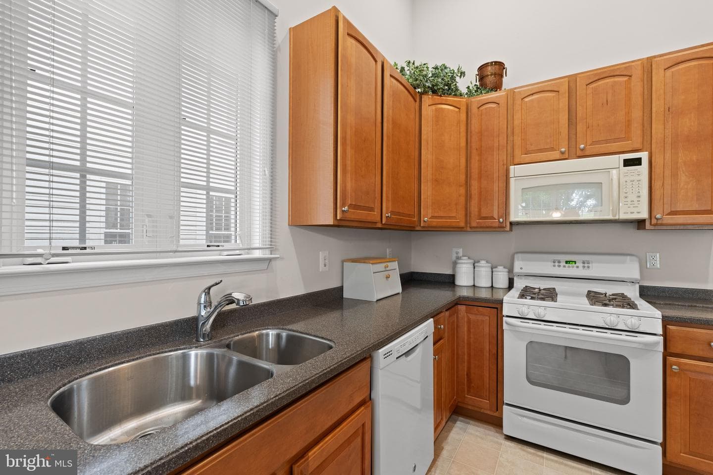 13749 Heritage Valley Way photo 10