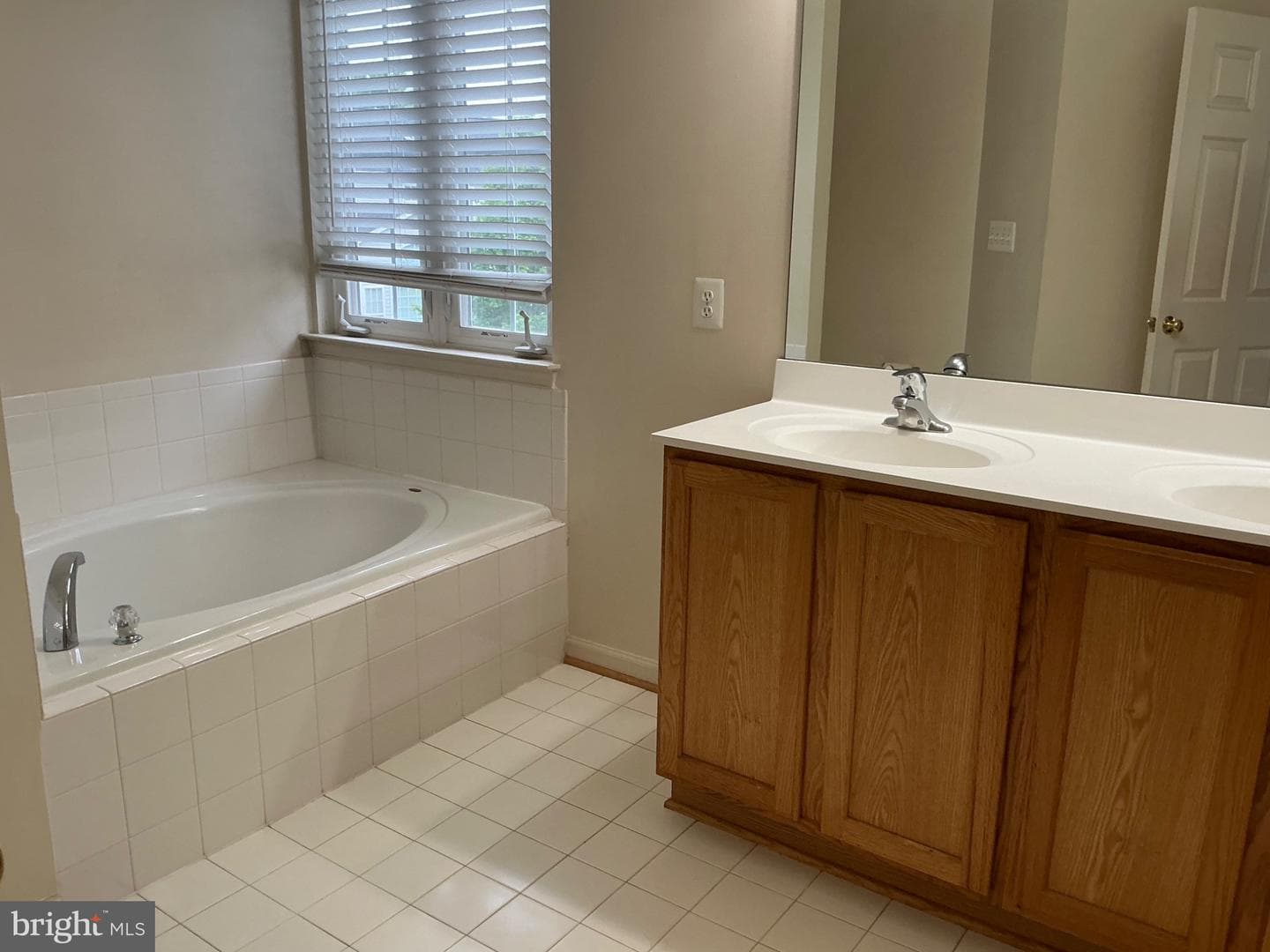 7209 Bladen Place photo 23