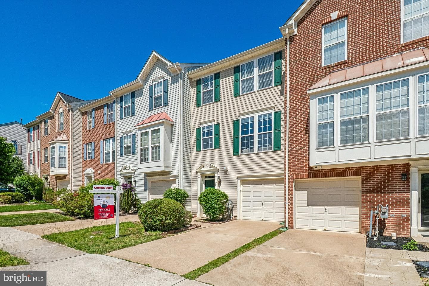 15823 Bobolink Drive, Woodbridge