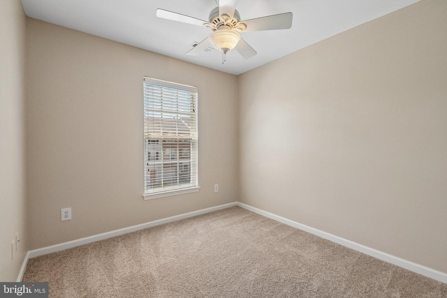 15823 Bobolink Drive photo 20