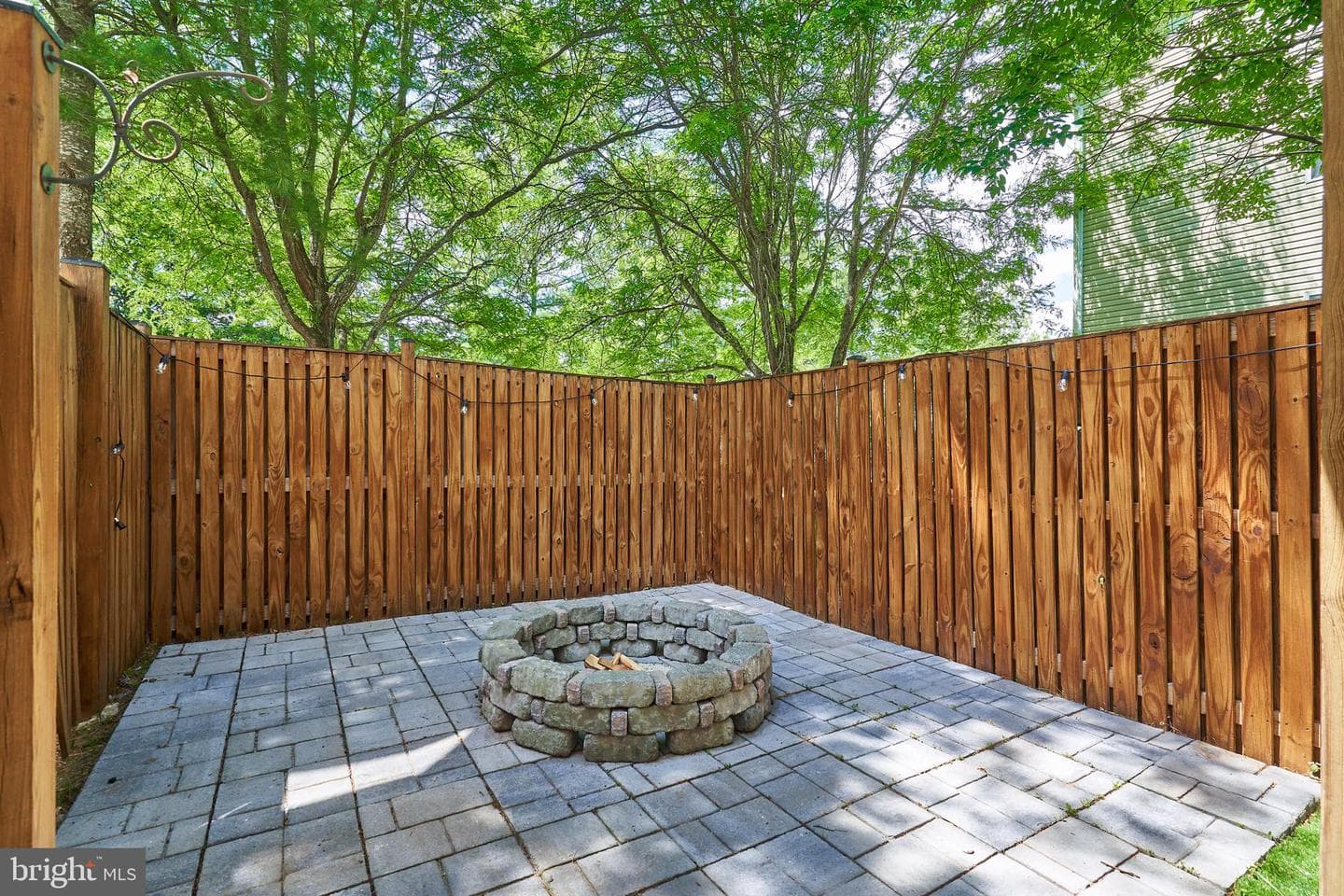 10196 Pale Rose Loop photo 41