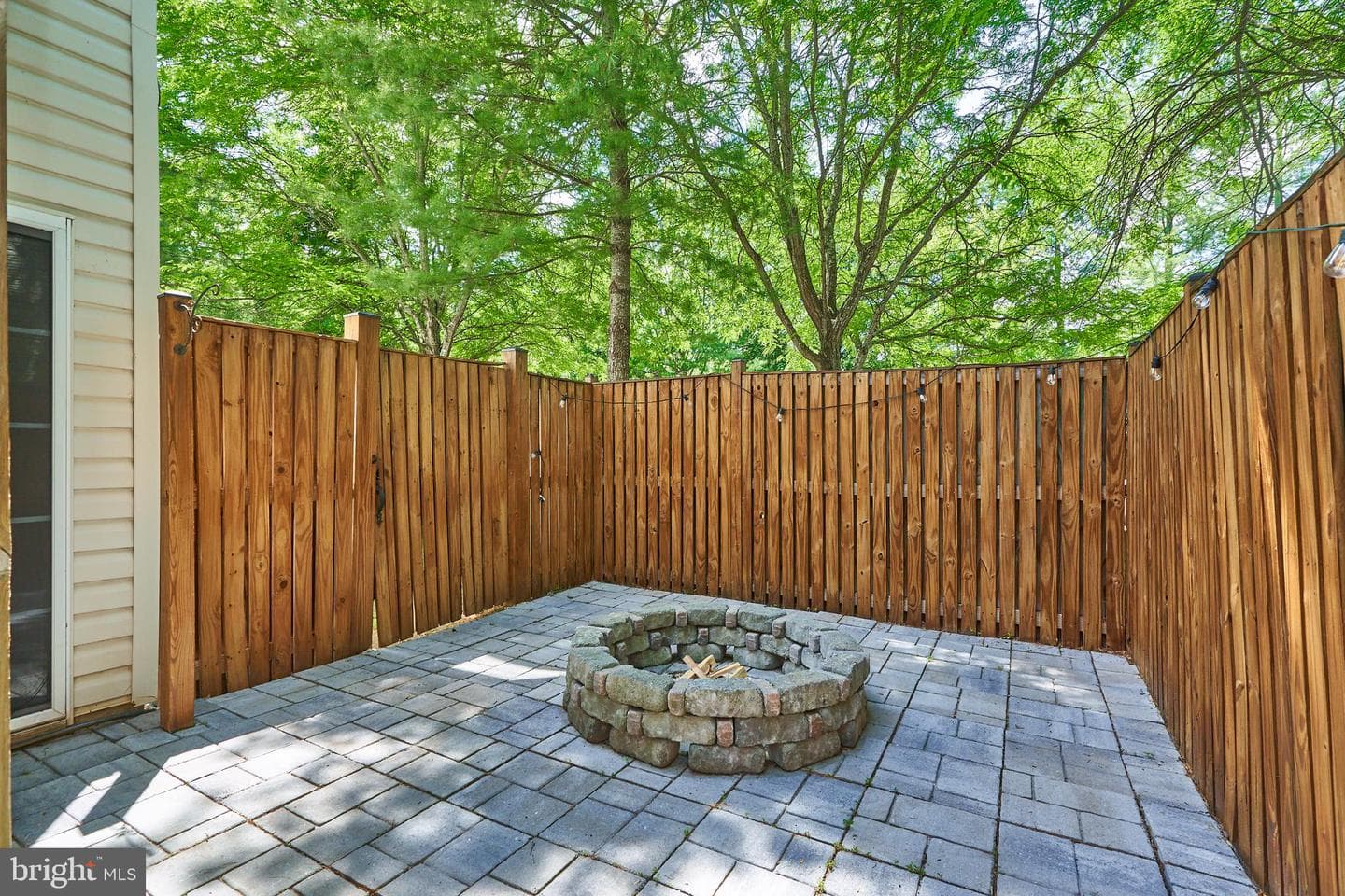 10196 Pale Rose Loop photo 42