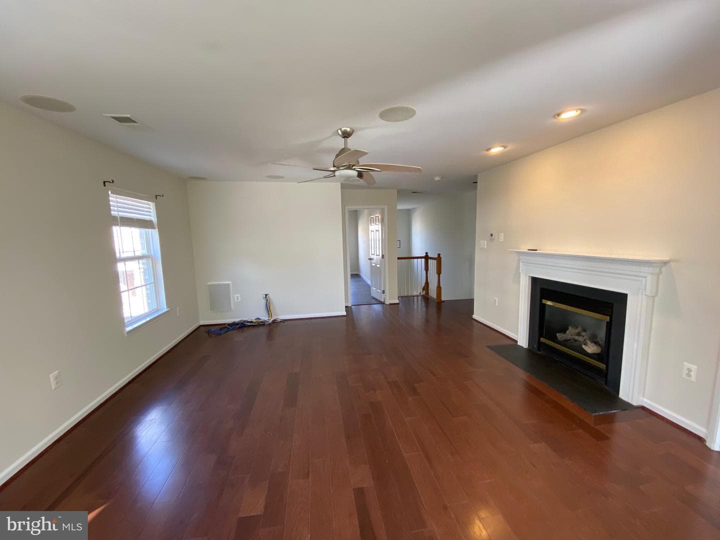 13822 Custis Square photo 8