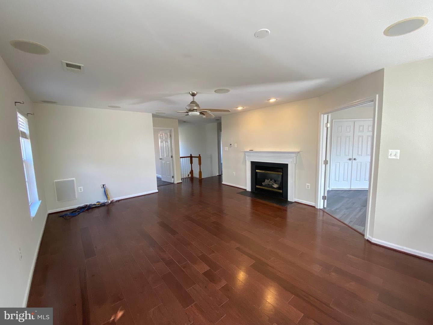 13822 Custis Square photo 9