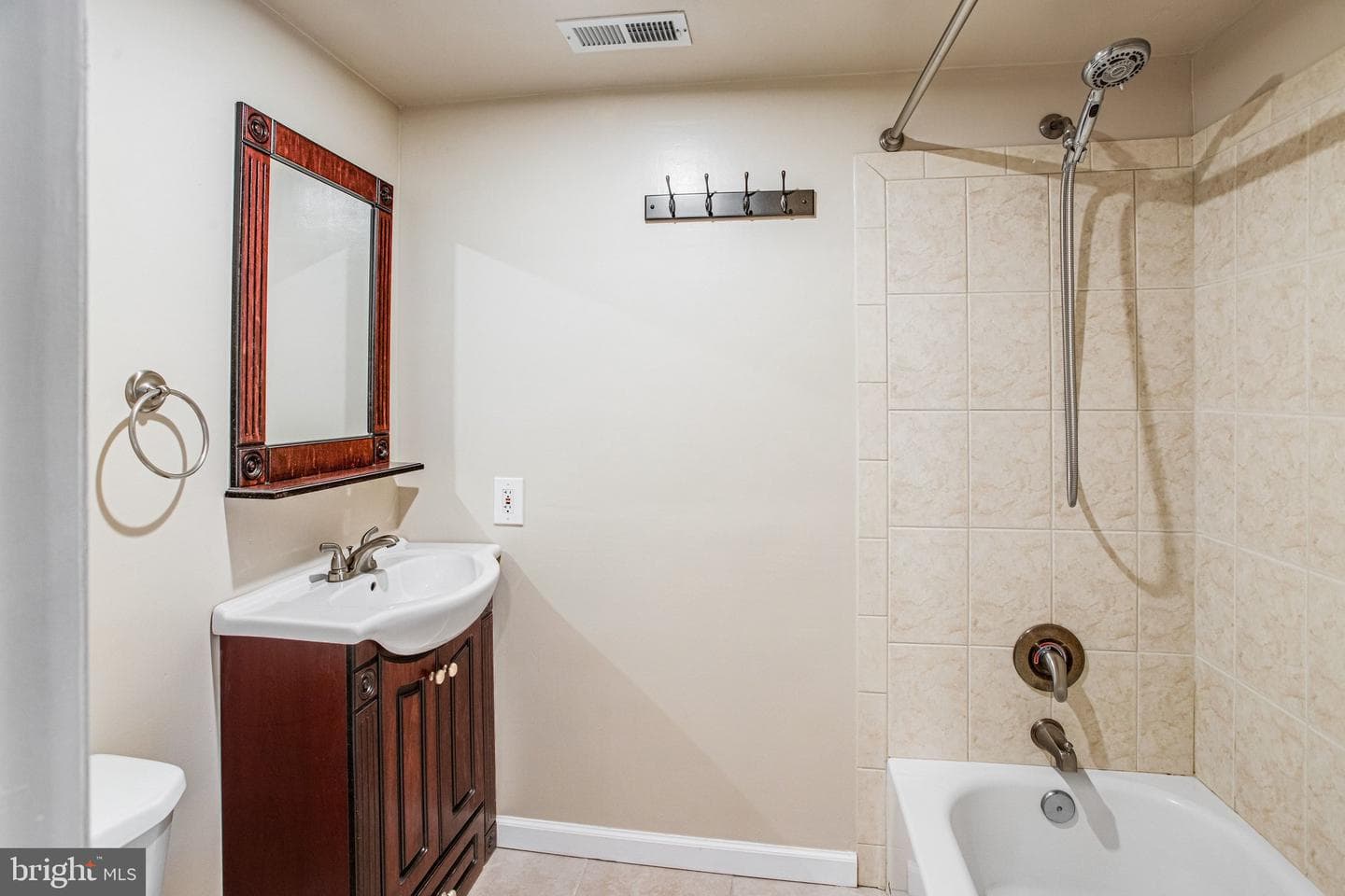3452 Wainscott Place photo 37