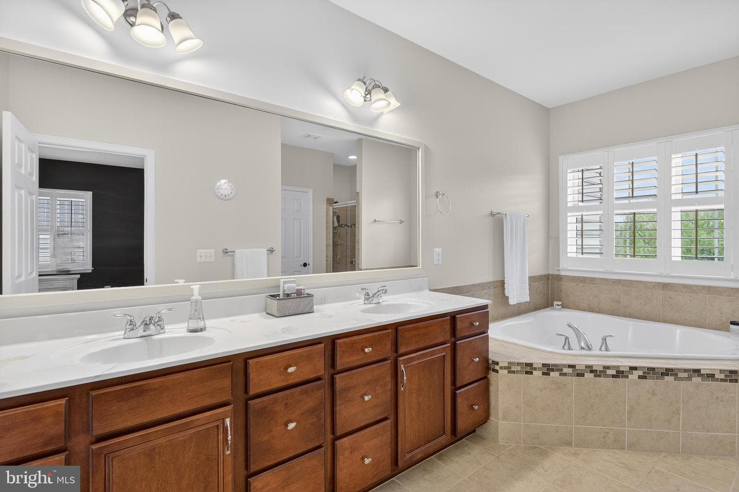 15709 Tanning House Place photo 37