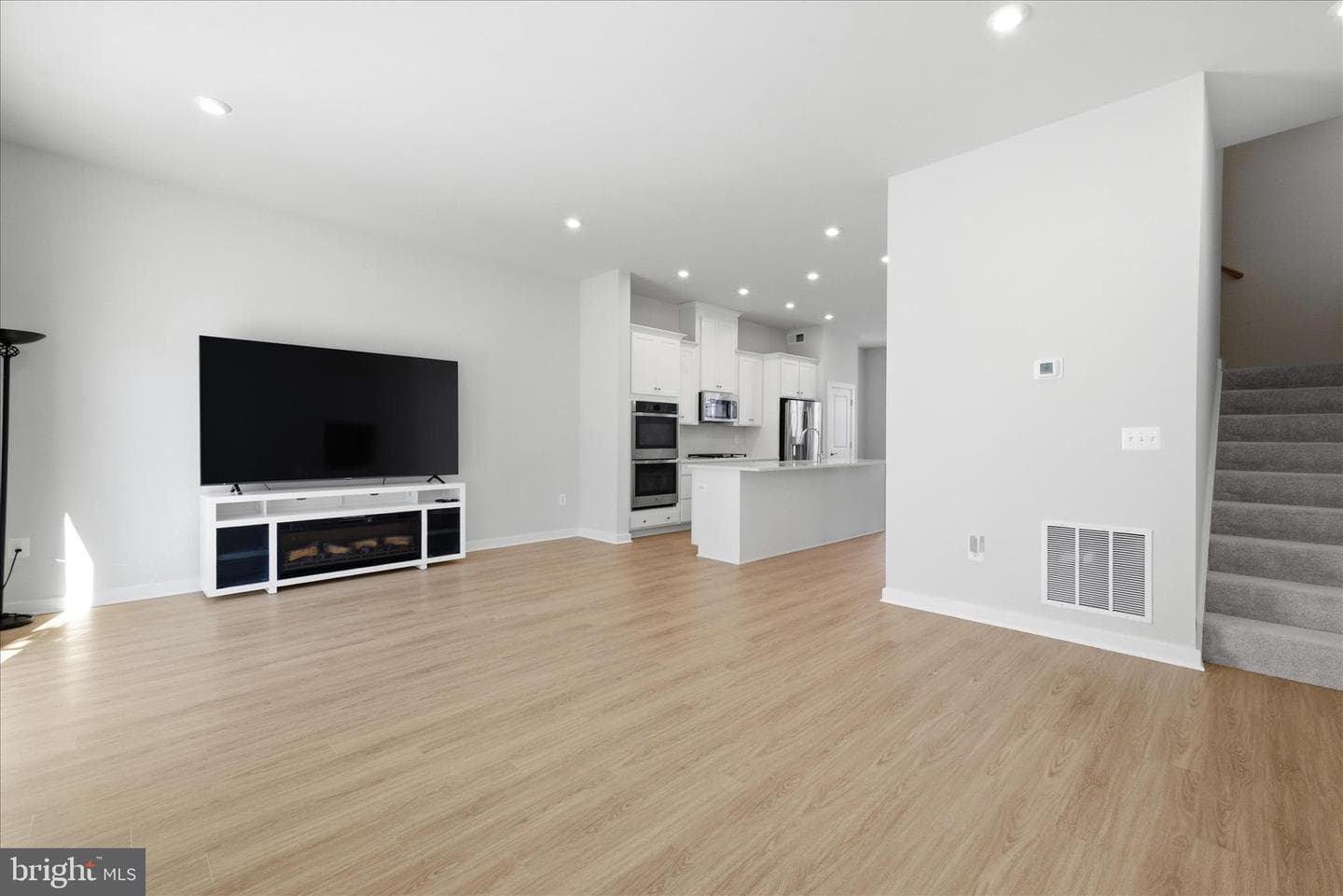 18351 Moss Garden Road photo 12