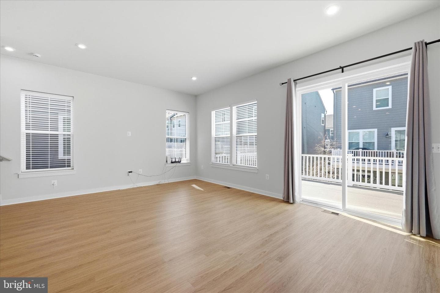 18351 Moss Garden Road photo 14