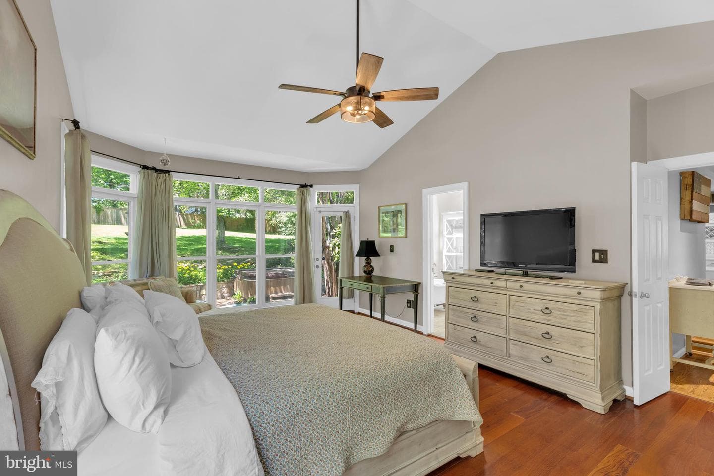 4280 Lawnvale Drive photo 34