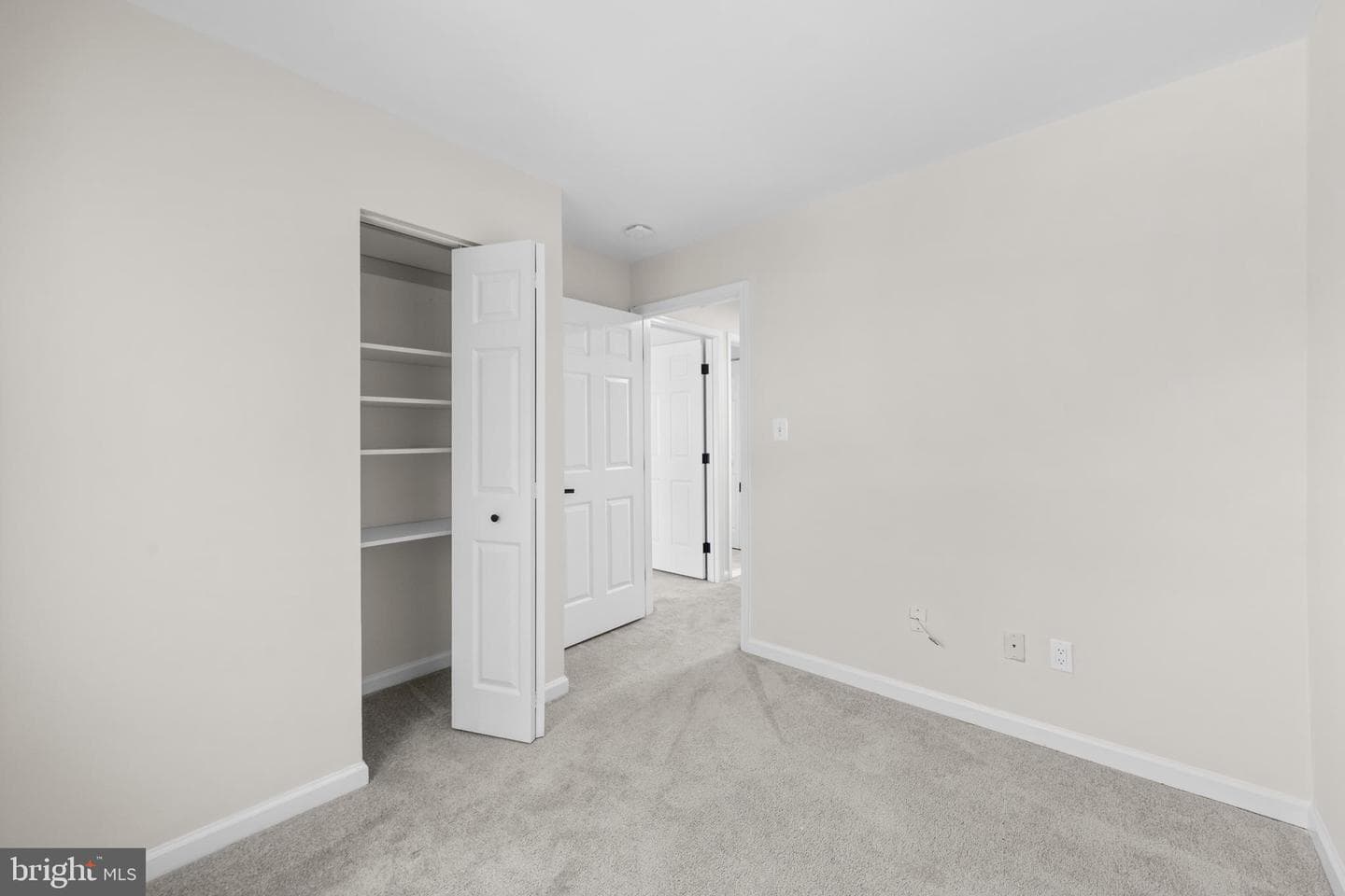 7034 Rogue Forest Lane photo 25