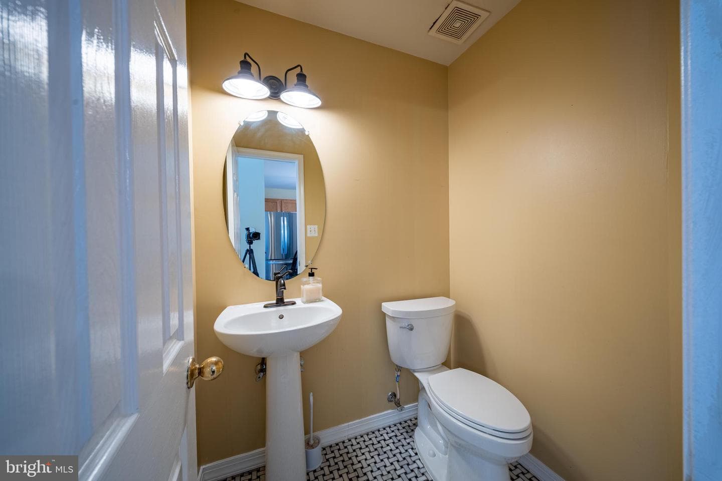12747 Sidney Way photo 14