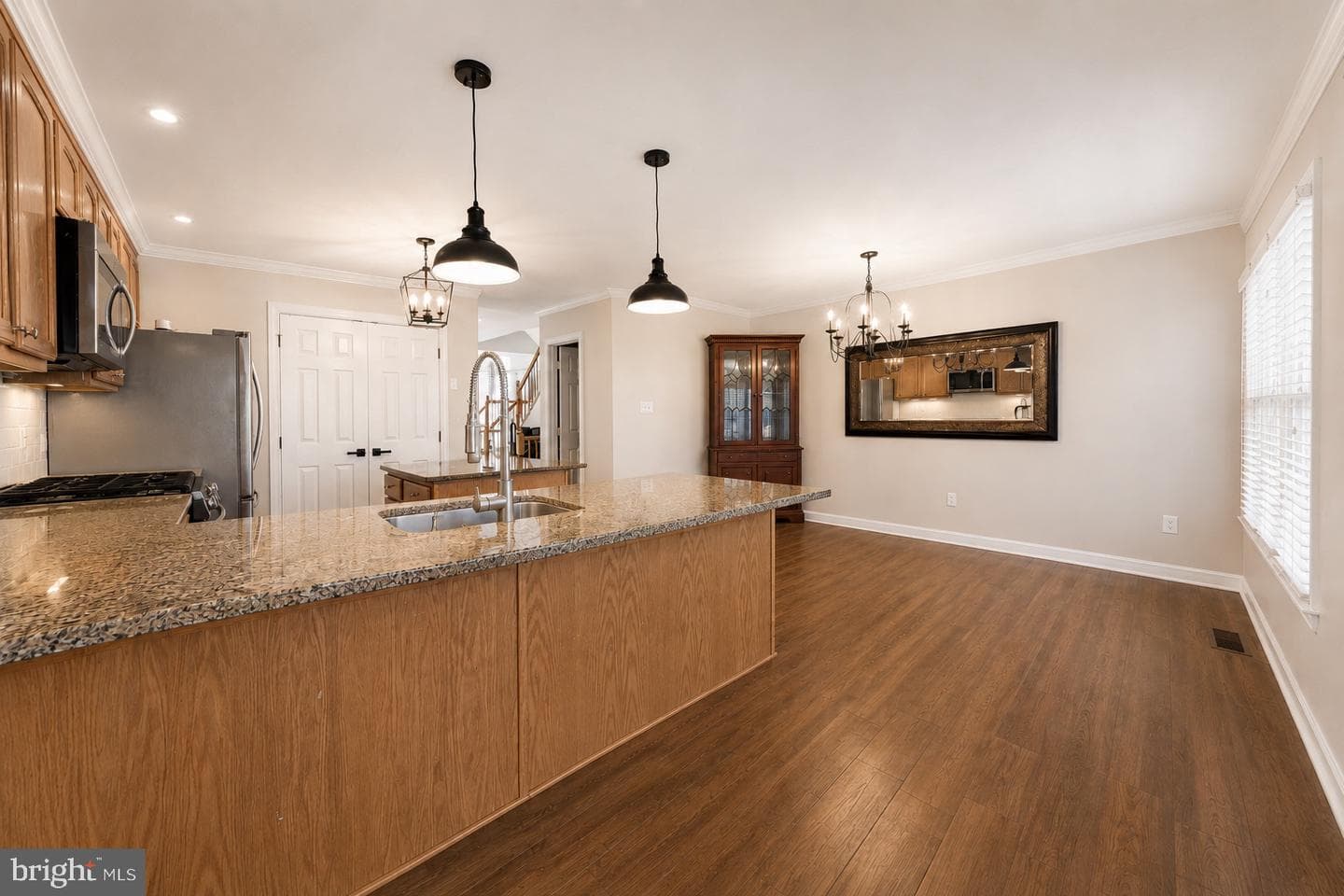 12747 Sidney Way photo 5