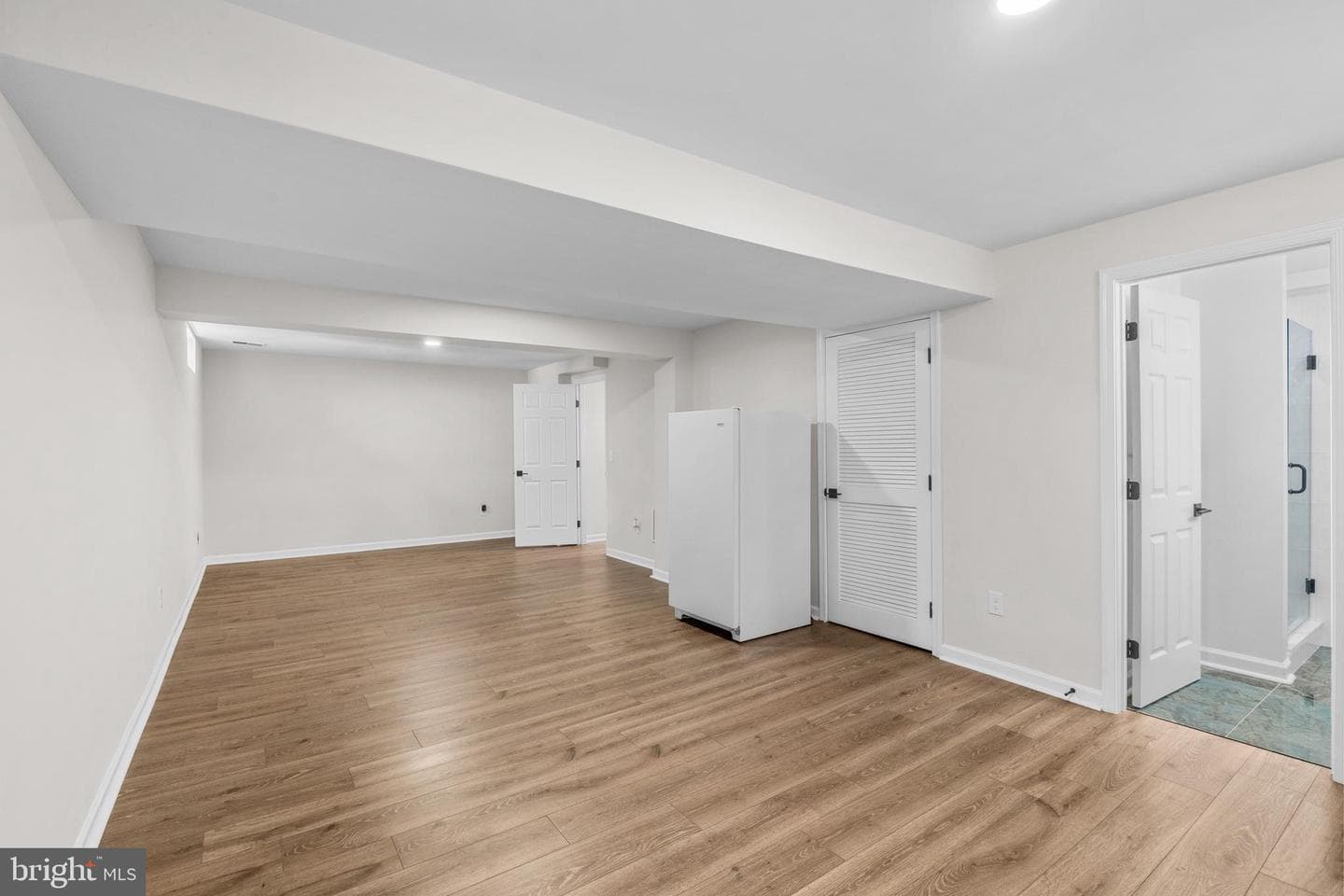 4925 Frishman Court photo 36