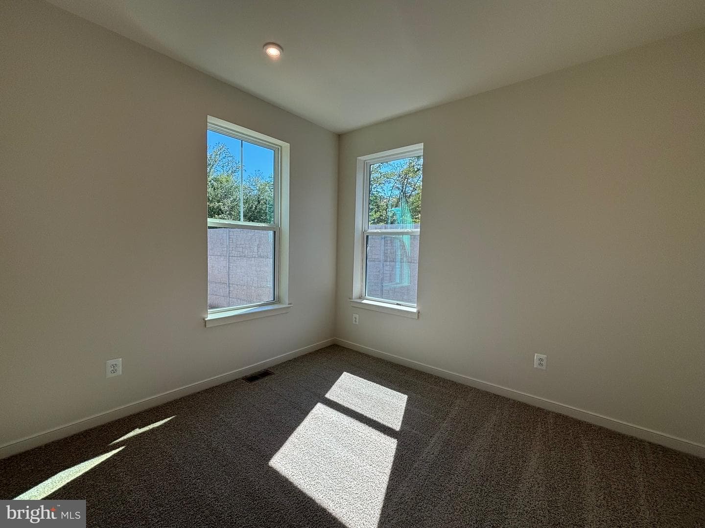 18024 Alicia Avenue photo 18