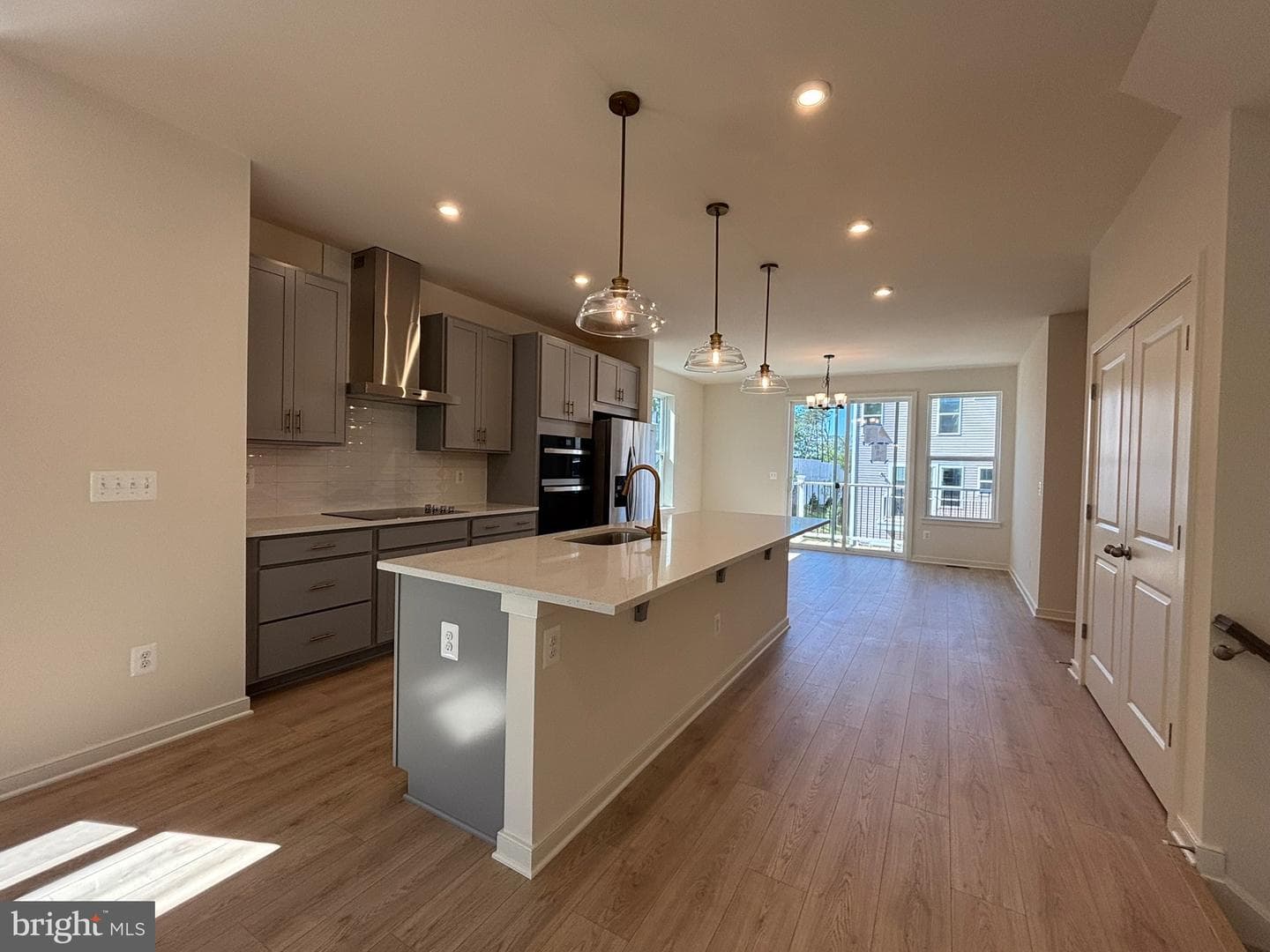 18024 Alicia Avenue photo 8