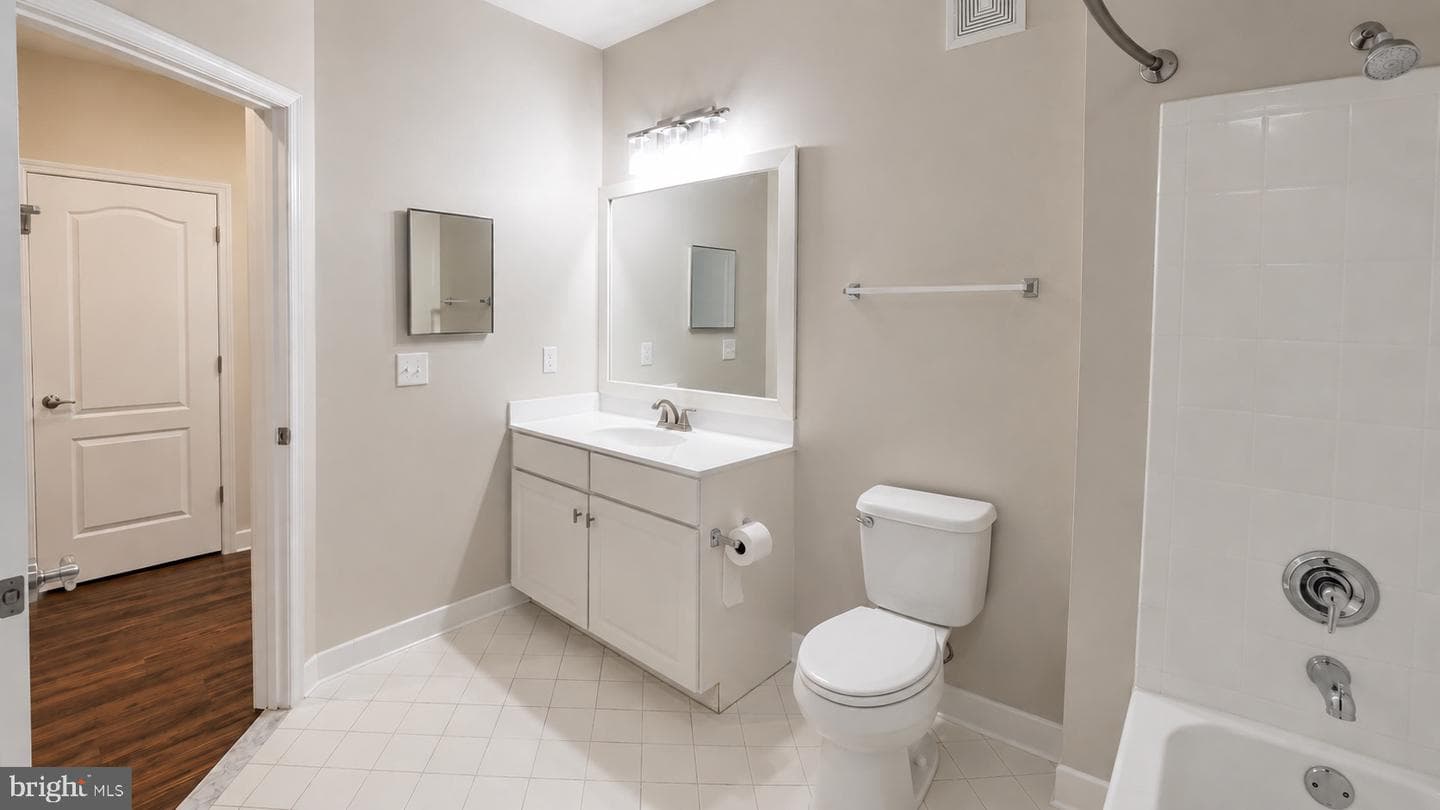 1641 Ladue Court #304 photo 14