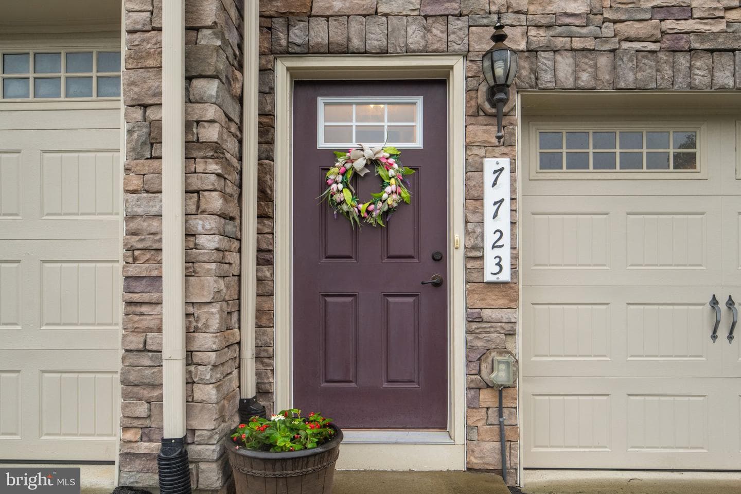 7723 Milton Circle photo 4