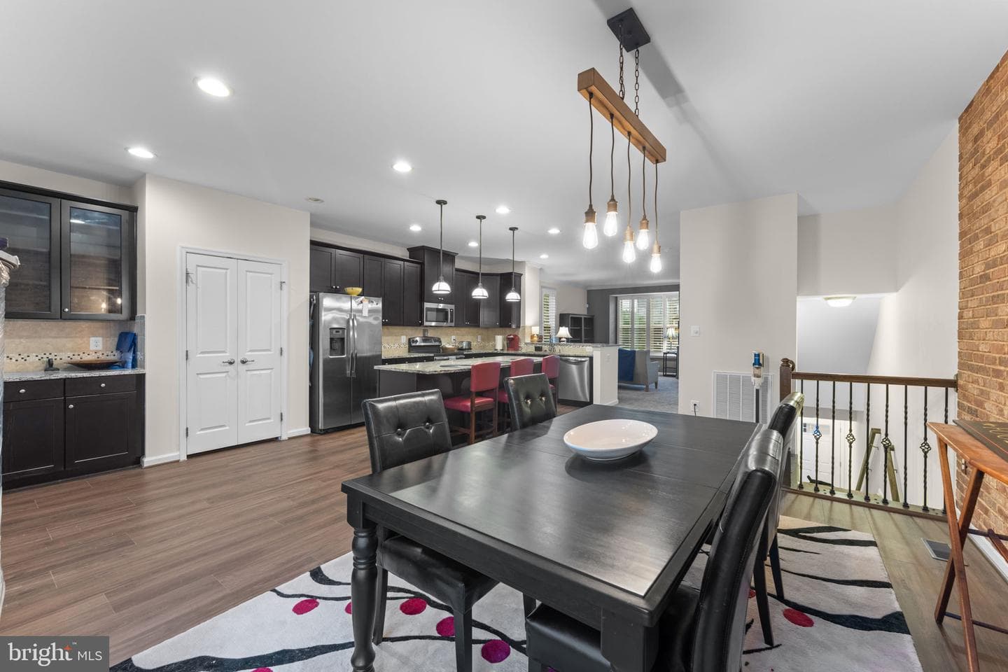 7723 Milton Circle photo 9