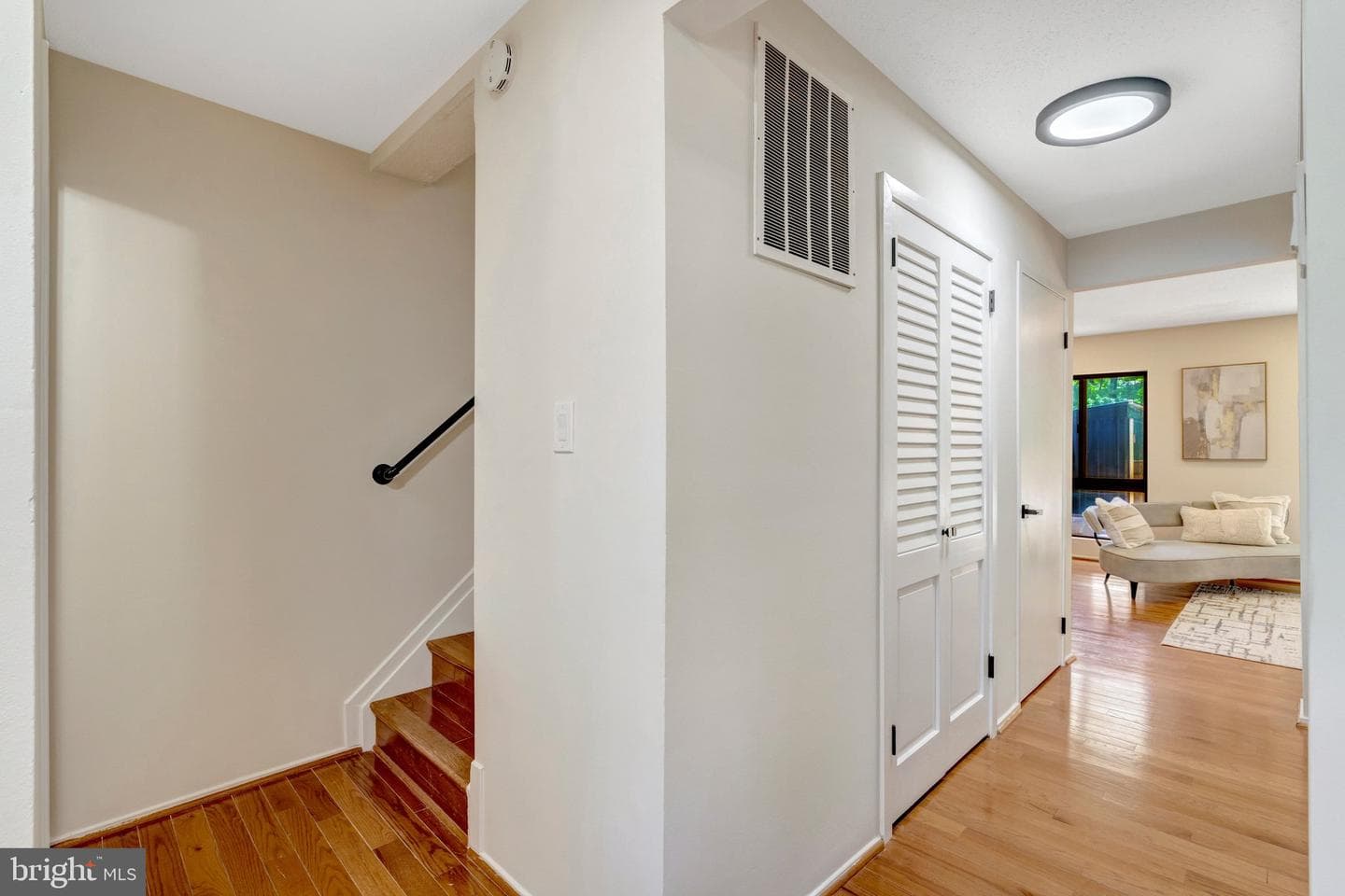 1801 Powder Horn Terrace photo 2