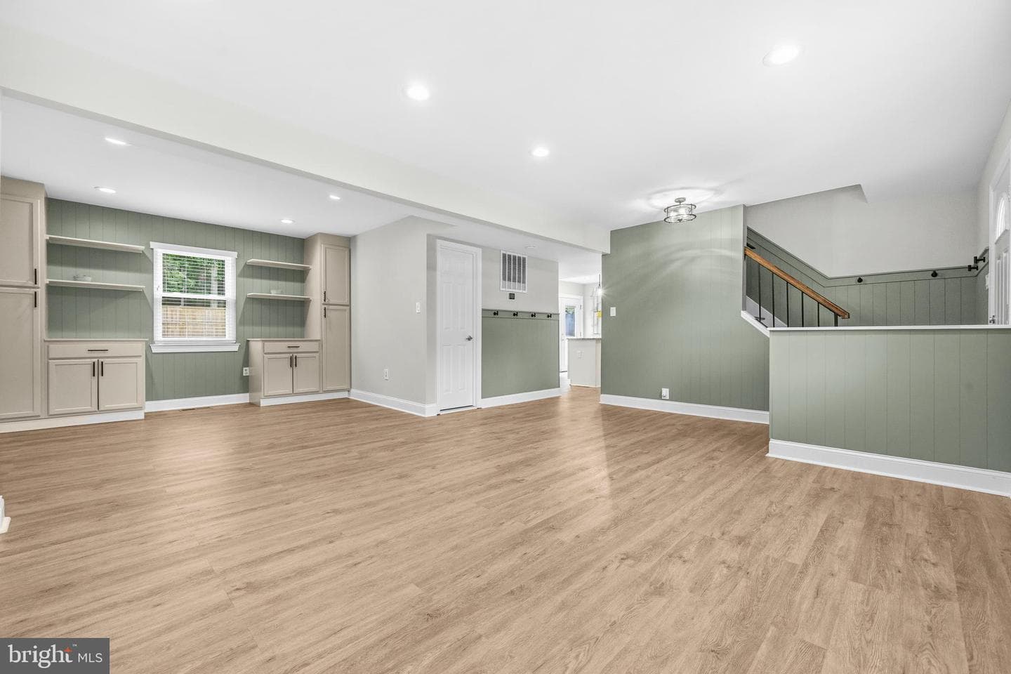 6109 Plainville Lane photo 11
