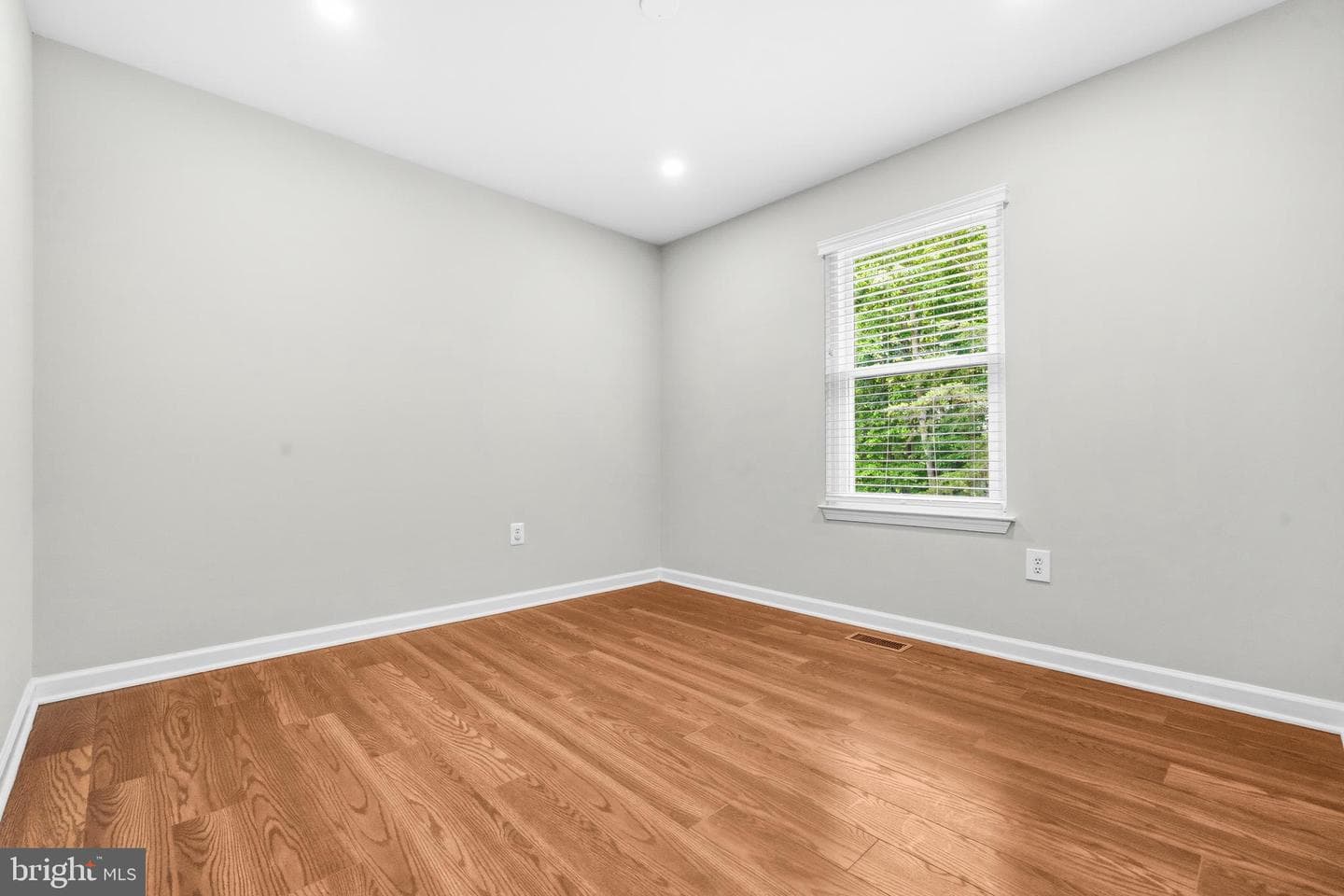 6109 Plainville Lane photo 36