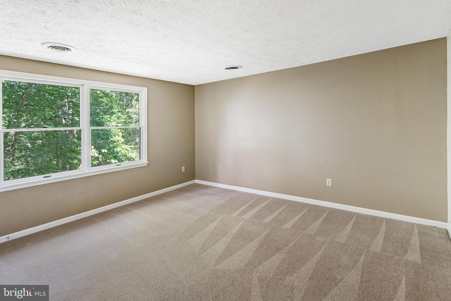 11646 Howitzer Ln photo 40