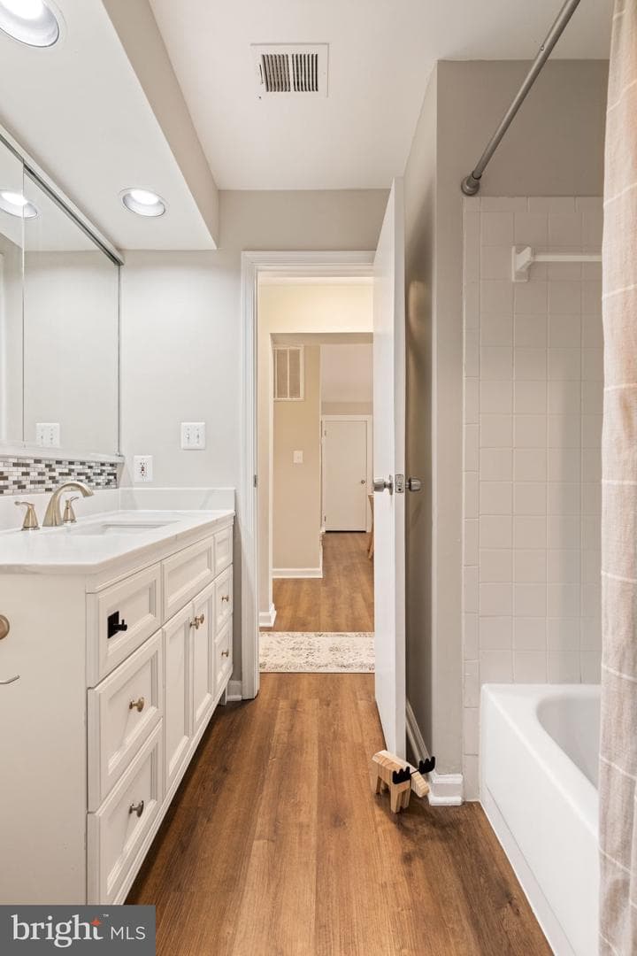 16312 Taconic Circle photo 30