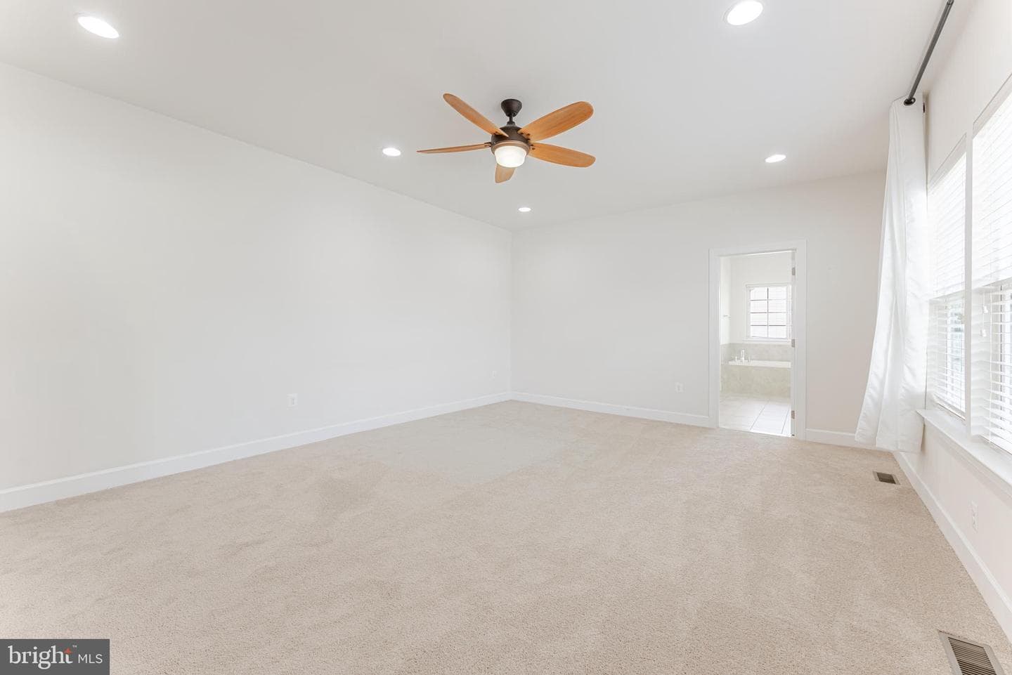 5829 Amanda Rose Lane photo 30